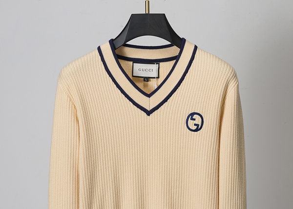 ブランドセーター側面デザイン